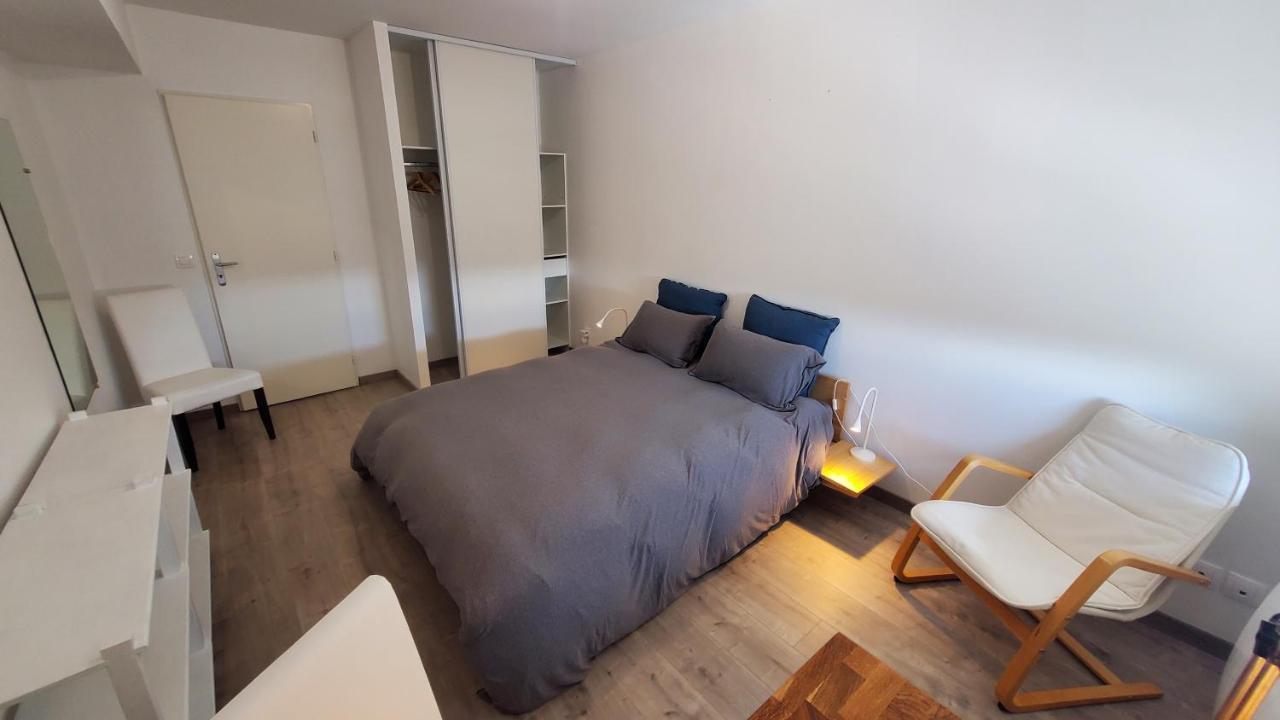 L'Ecrin De Saint Genest Lerpt - Belle Vue Et Calme Apartman Kültér fotó